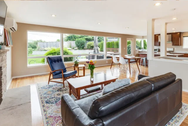 Único Jacú Pessego